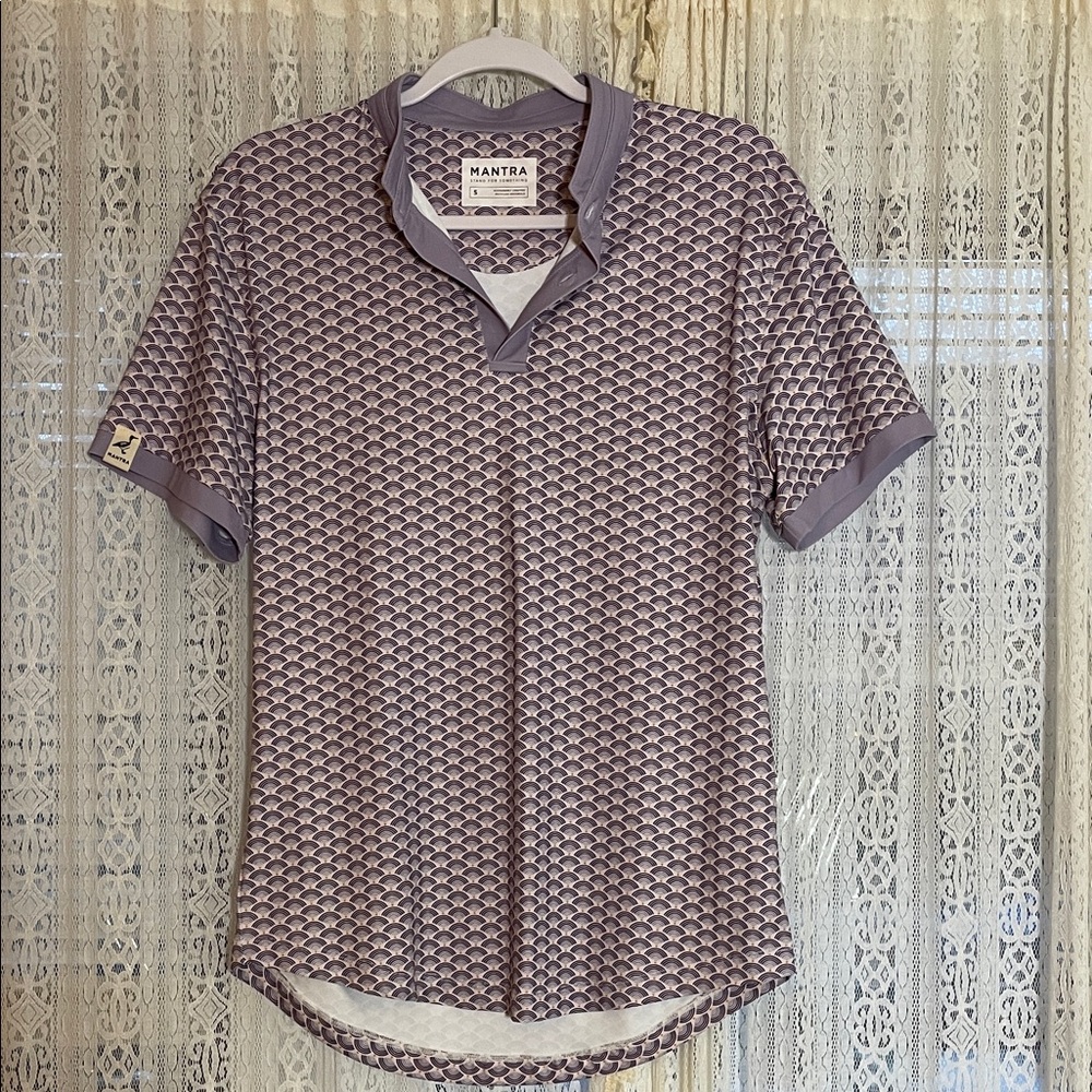 Mantra Men's Short Sleeve Polo Shirt in Lavender Geometric